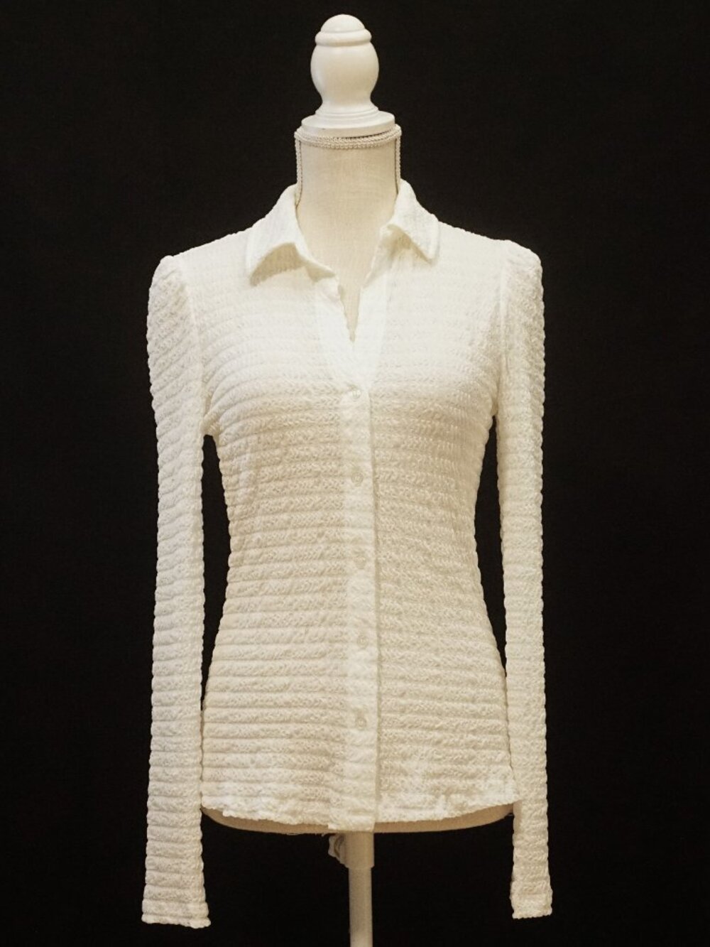 Philosophy Ivory Textured Button Up Collared Long Sleeve Blouse Women’s Small